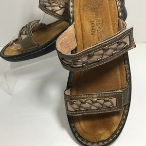 Naot Metallic Leather Footbed Sandals Shoes Sz 8